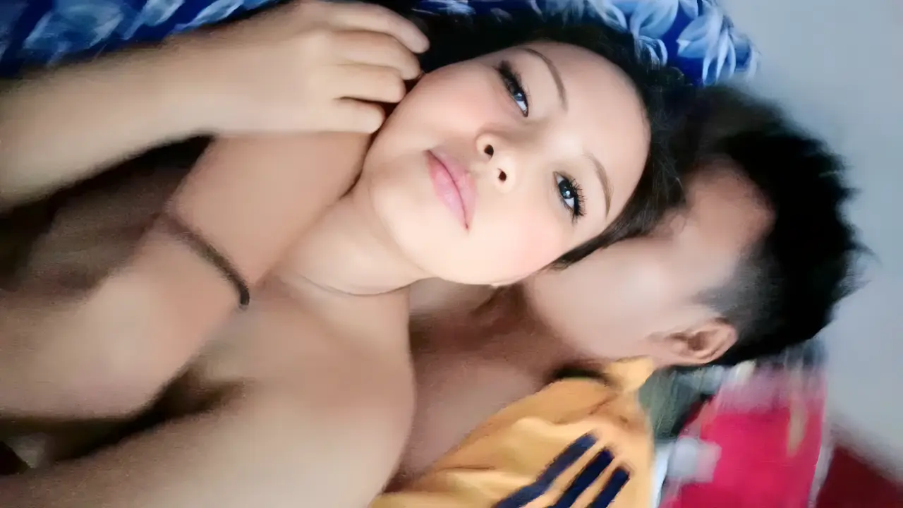 Tante Annisa Pengertian Sama Ponakan yang Lagi Sange