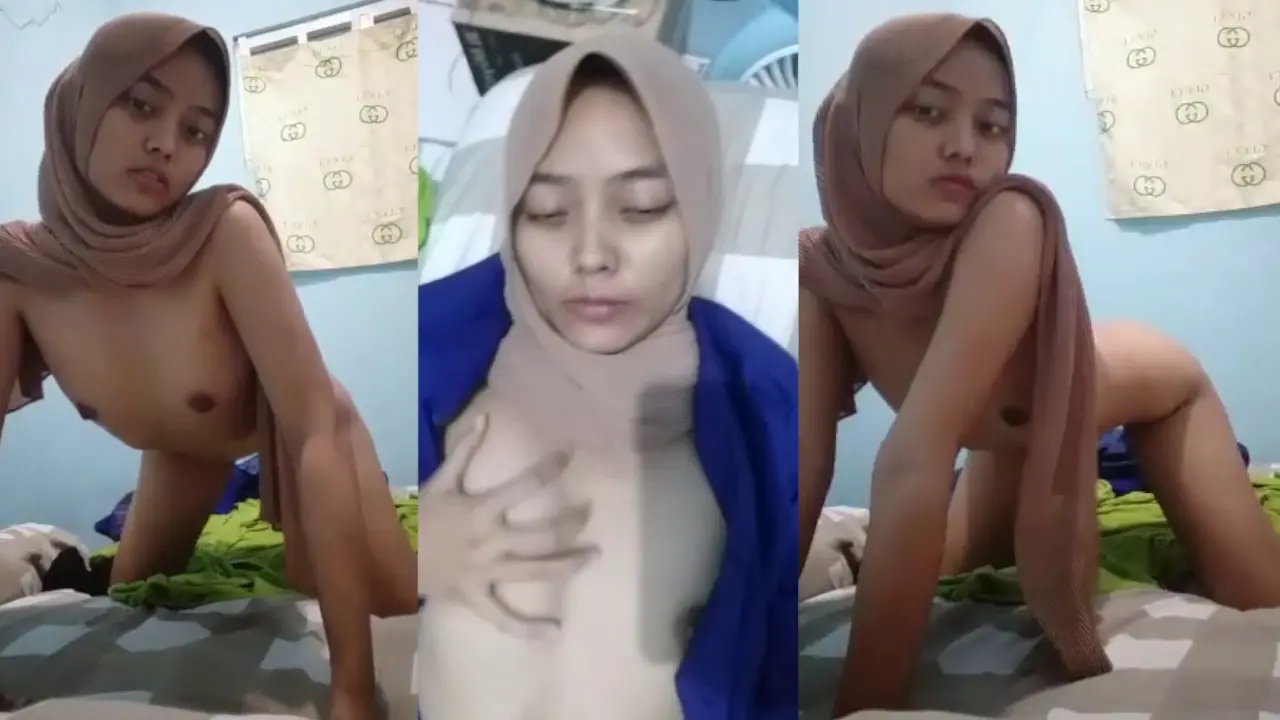 Mahasiswi Berjilbab Ayam Kampus Sange Cari Lawan